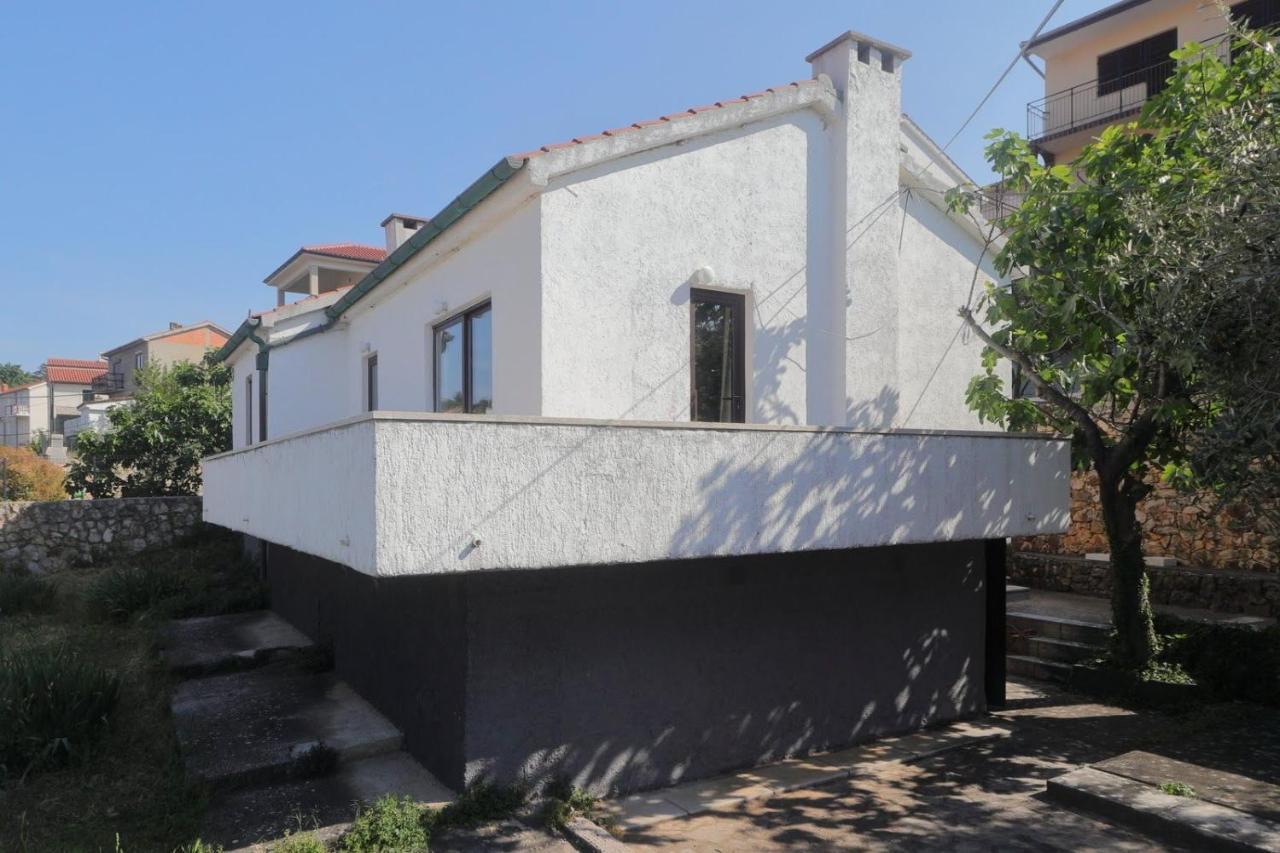 Two Olives Villa Vrbnik Exterior photo