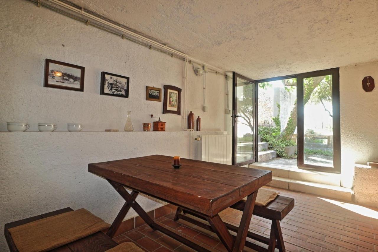 Two Olives Villa Vrbnik Exterior photo