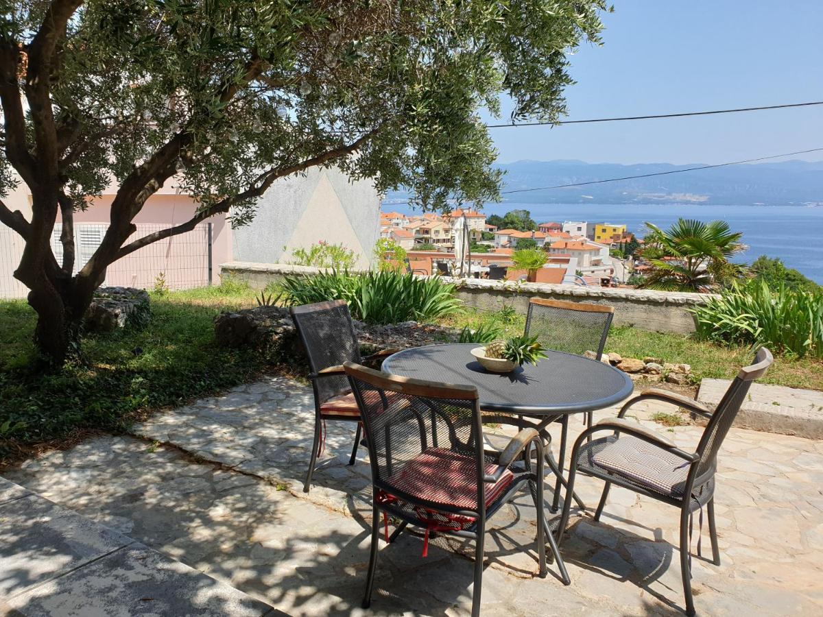 Two Olives Villa Vrbnik Exterior photo
